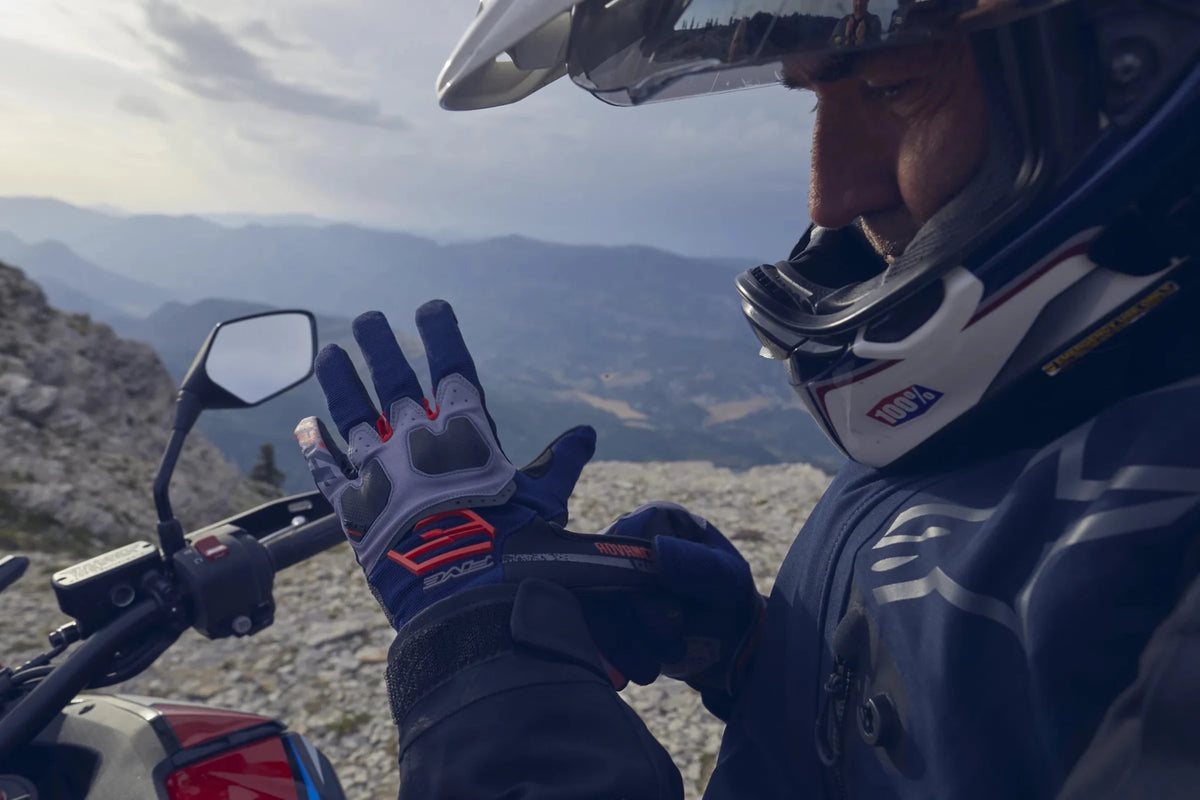 FIVE TFX4 Lightweight Street Gloves - SwiftMoto Black