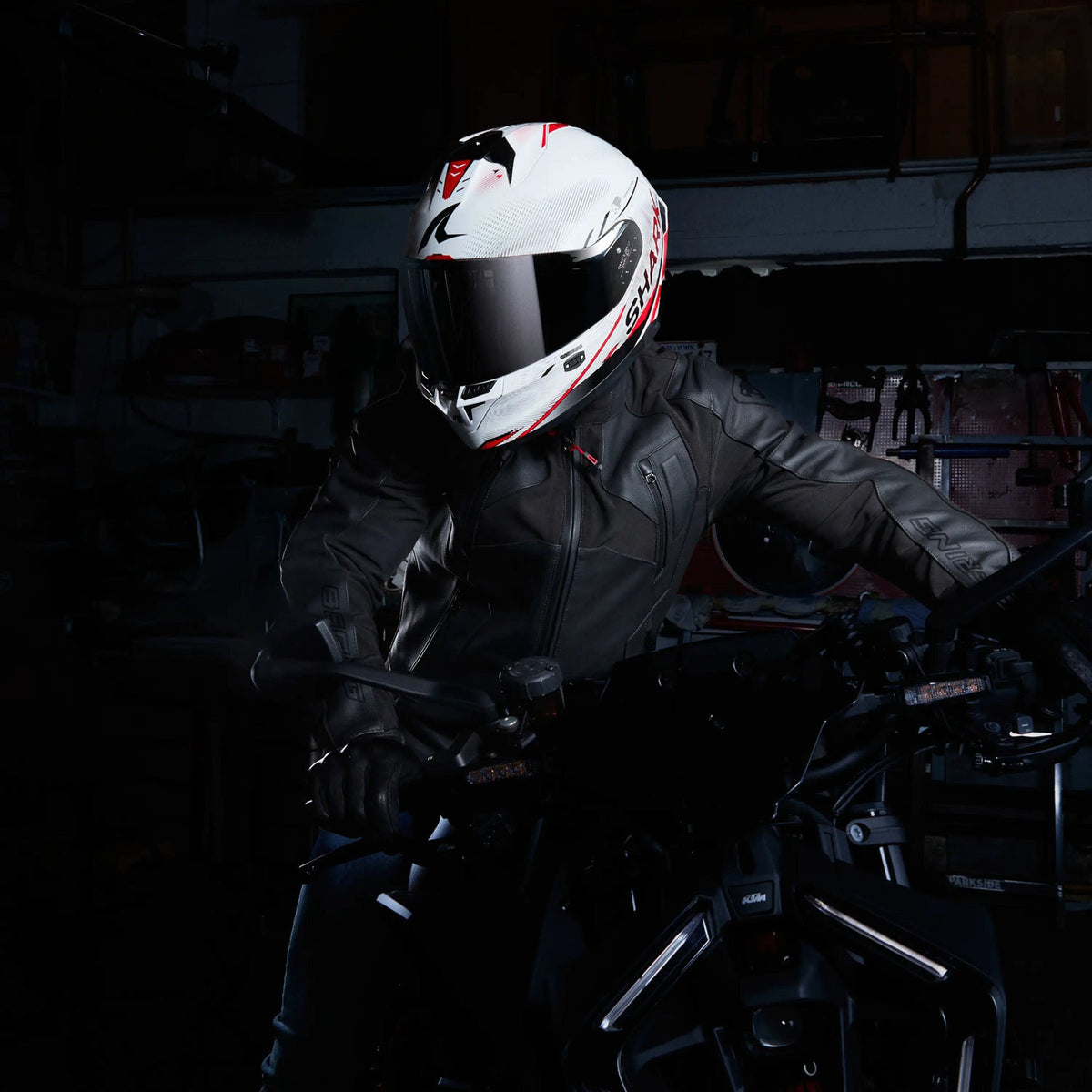 Shark Skwal Cup Helmet - SwiftMoto White Red Black