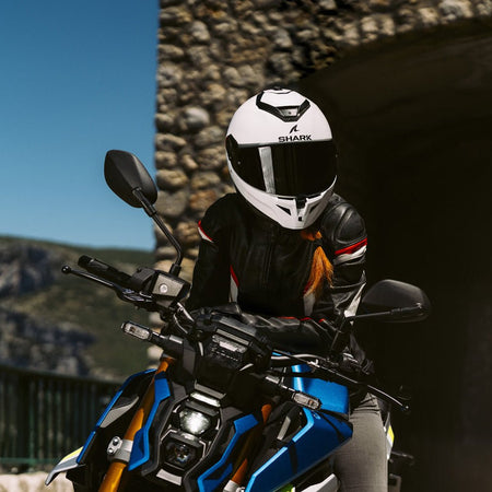 Shark Spartan GT Pro Carbon Helmet - SwiftMoto XS