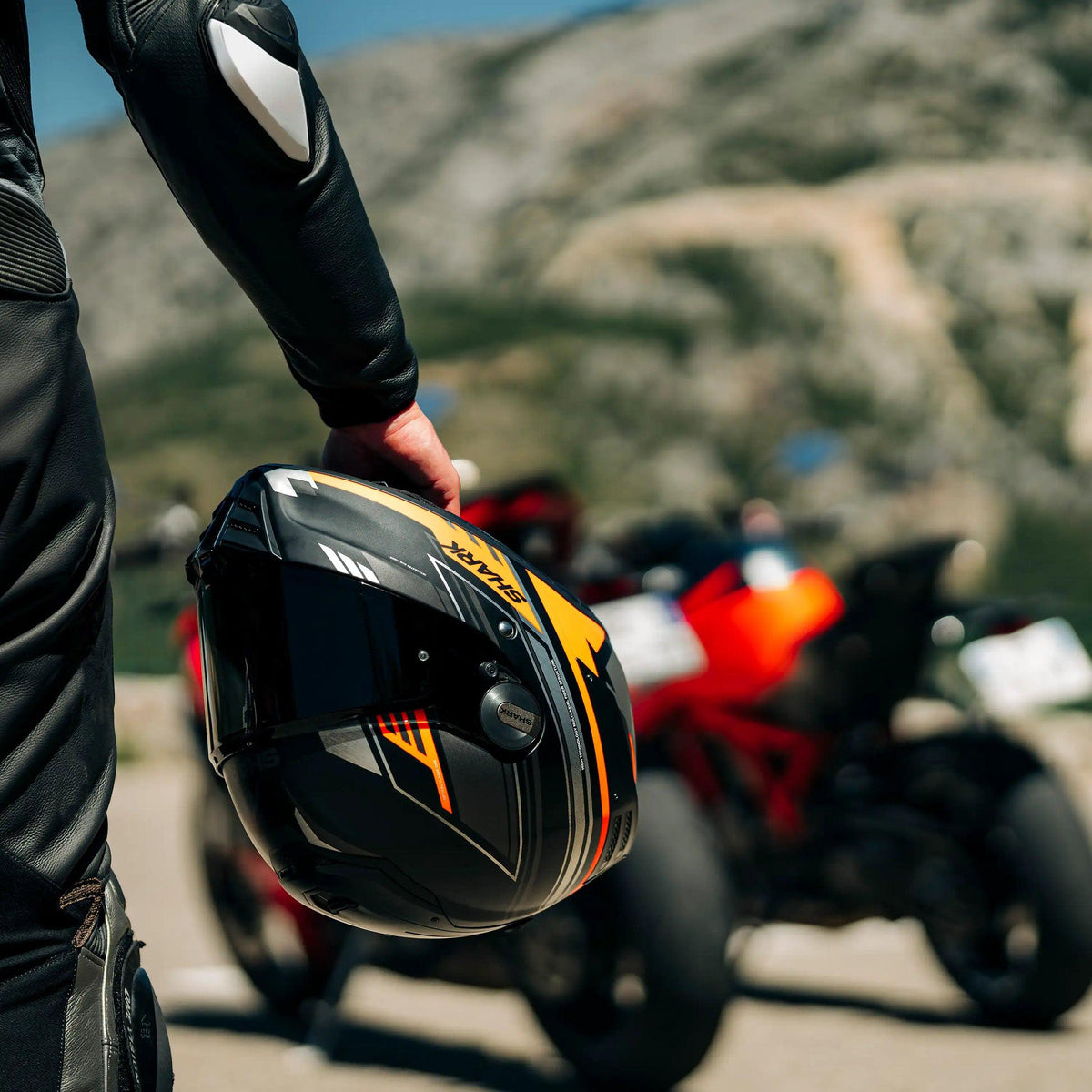 Shark Spartan RS Carbon Helmet - SwiftMoto XS