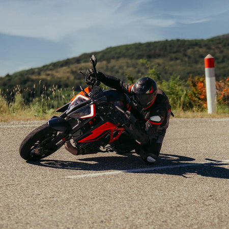 Shark Spartan RS Carbon Helmet - SwiftMoto XS